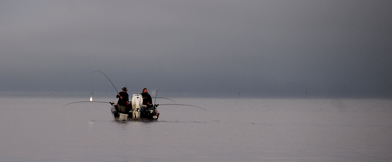 09-25-09 Team eyeFISH deploying in the fog.jpg 09-25-09 Team eyeFISH deploying in the fog.jpg